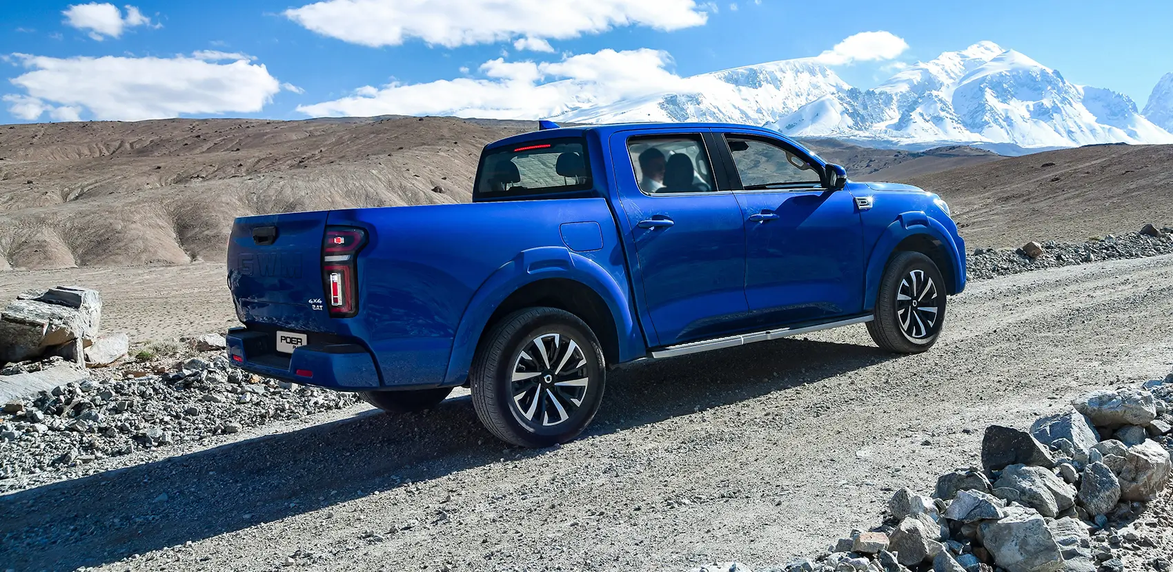 Poer 2.4 Exterior 3